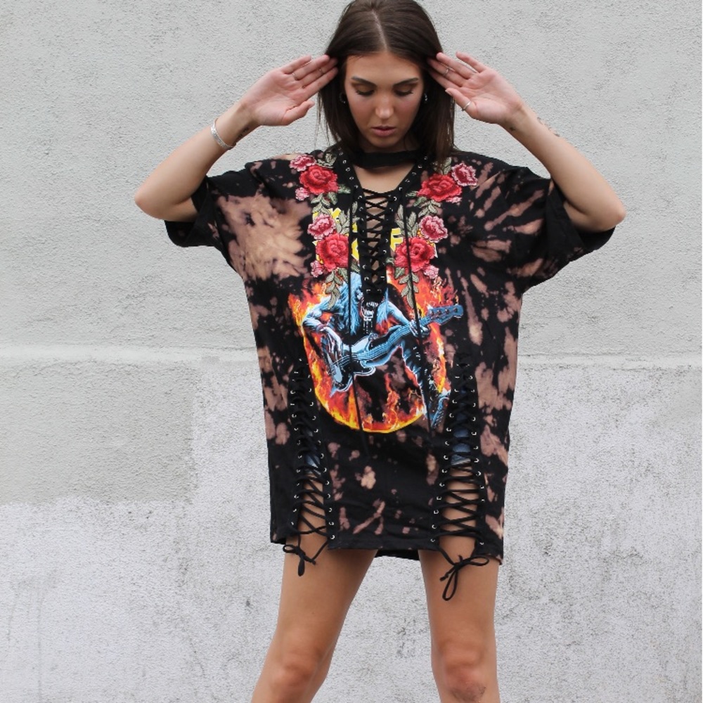 90s Inspired Grunge T-shirt Dress